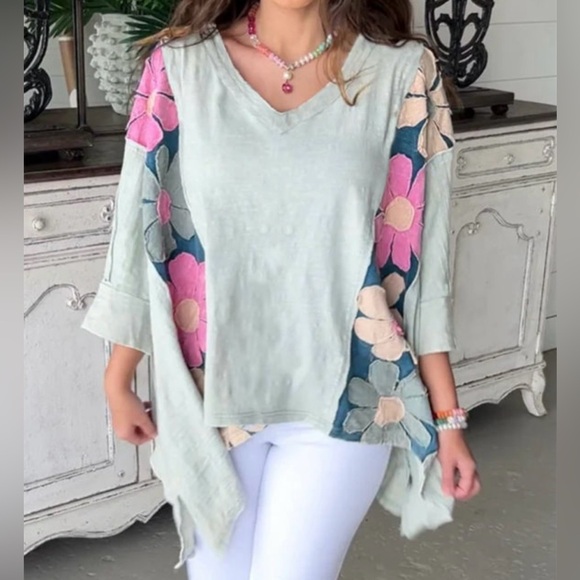 Floral V-Neck Women's Top - Green and Pink - Picture 4 of 15